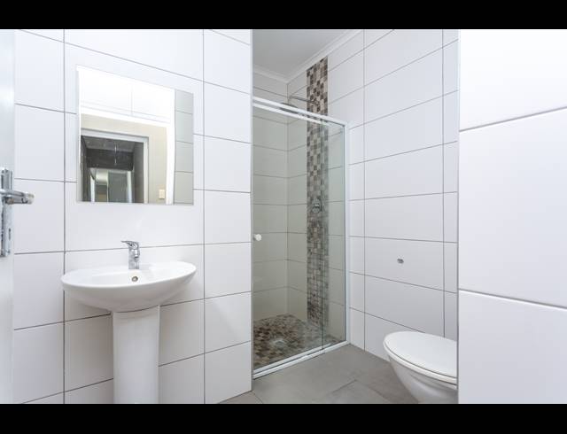 6.5 BEDROOM FREEHOLD SOLD IN SALT RIVER